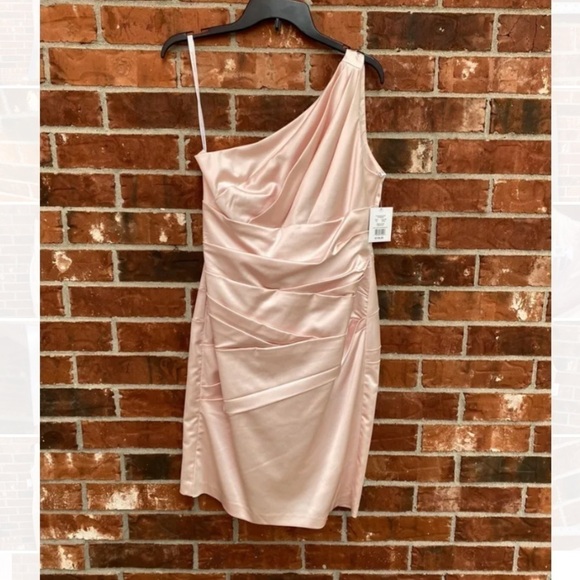 Davids Bridal Womens 10 Blush Pink One Shoulder Satin Formal Dress Bride's Maid - Picture 8 of 8